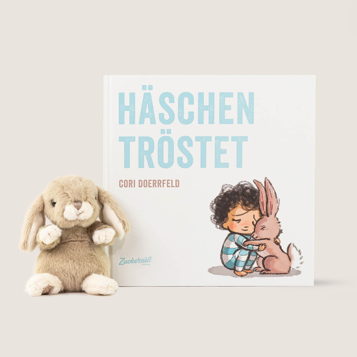 Häschen tröstet + Stofftier „Häschen”